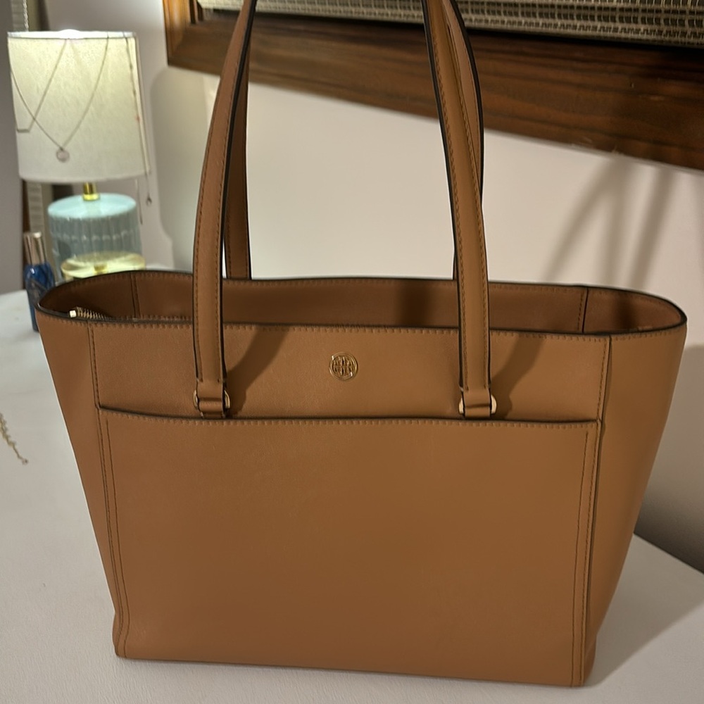 Tory Burch Robinson Tote
